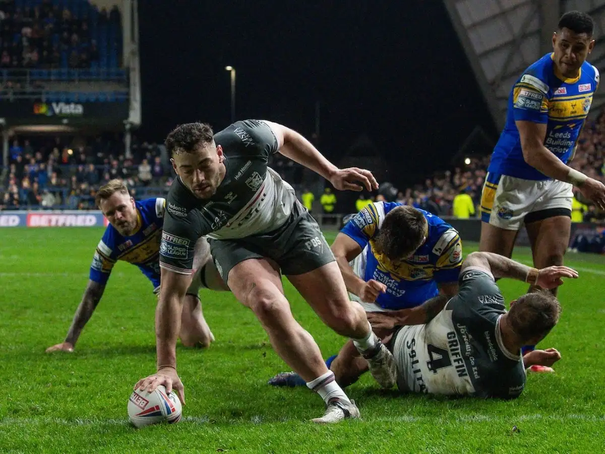 Leeds 8-31 Hull: Jake Connor inspires FC demolition of Rhinos – talking points