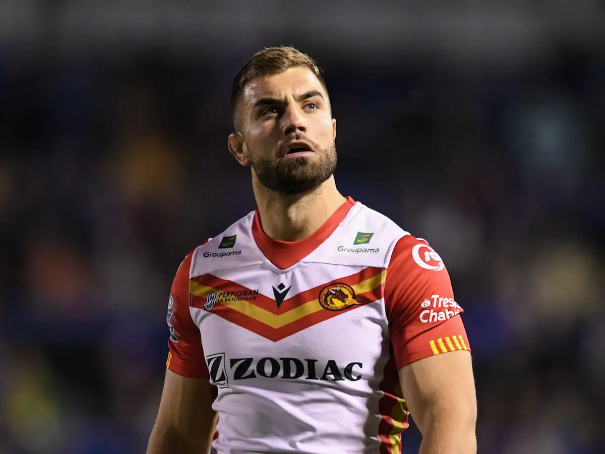 Catalans Dragons: Mike McMeeken signs new deal with French side