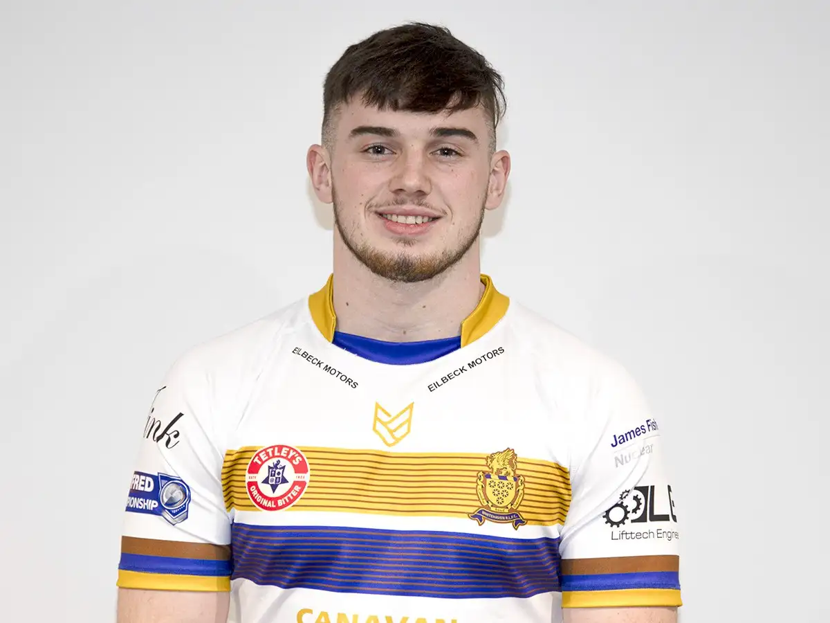 Whitehaven re-sign youngest-ever player Jake Bradley