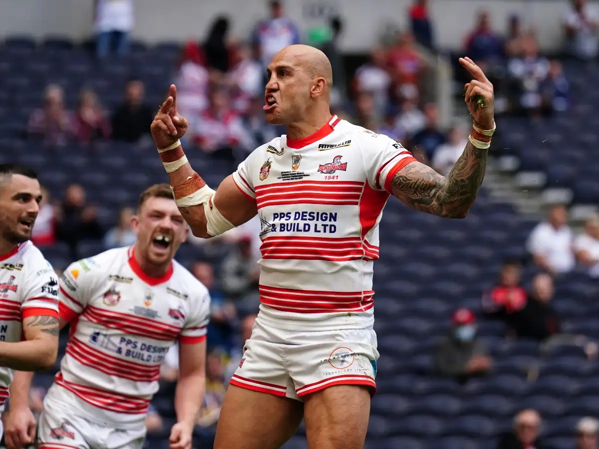 Championship: Blake Ferguson wins it for Leigh & Featherstone bounce back