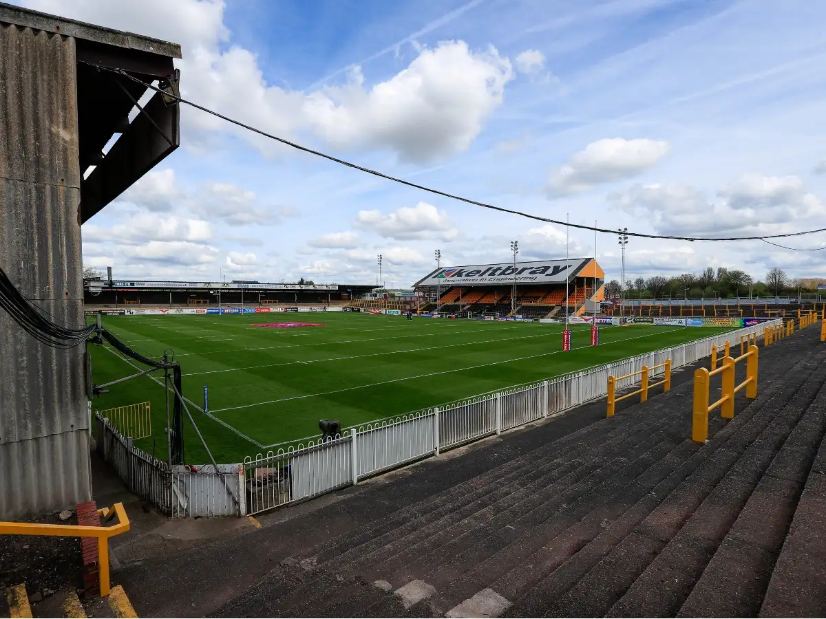 Castleford youngster Sam Hall signs new deal with Tigers