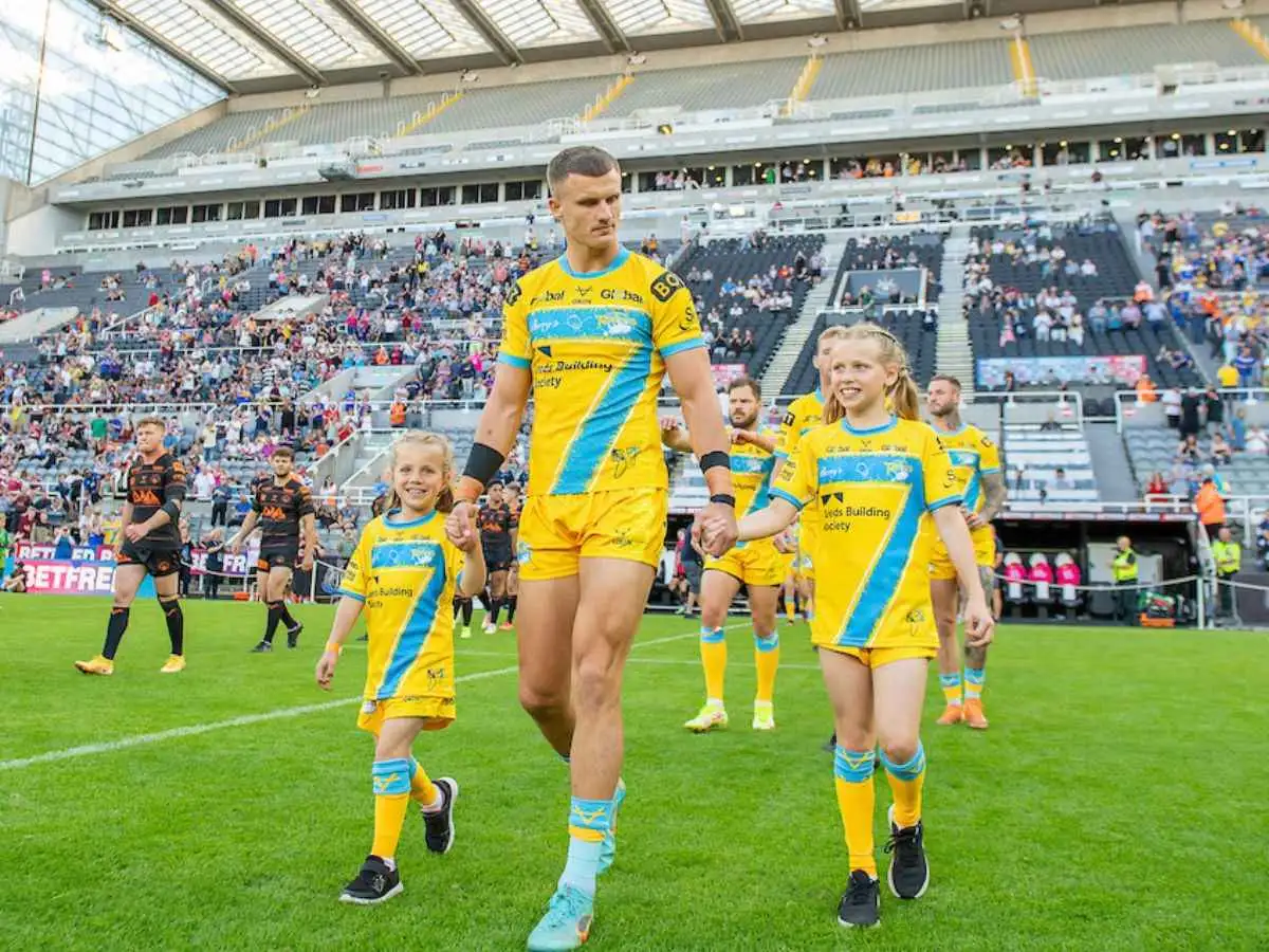 Ash Handley honoured to lead Rhinos out with Rob Burrow daughters