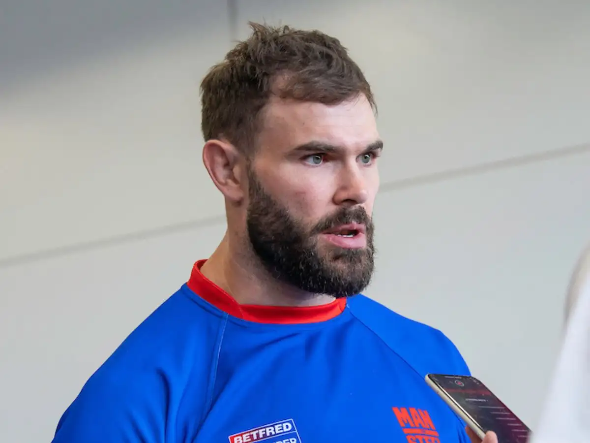 Alex Walmsley hoping to be back for semi-finals despite foot injury
