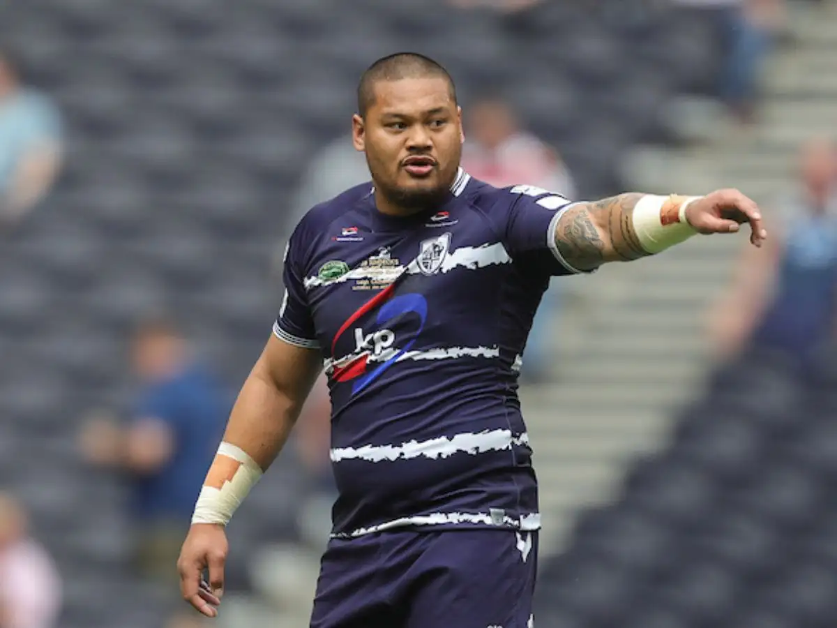 Featherstone tie down key trio to new deals for 2023