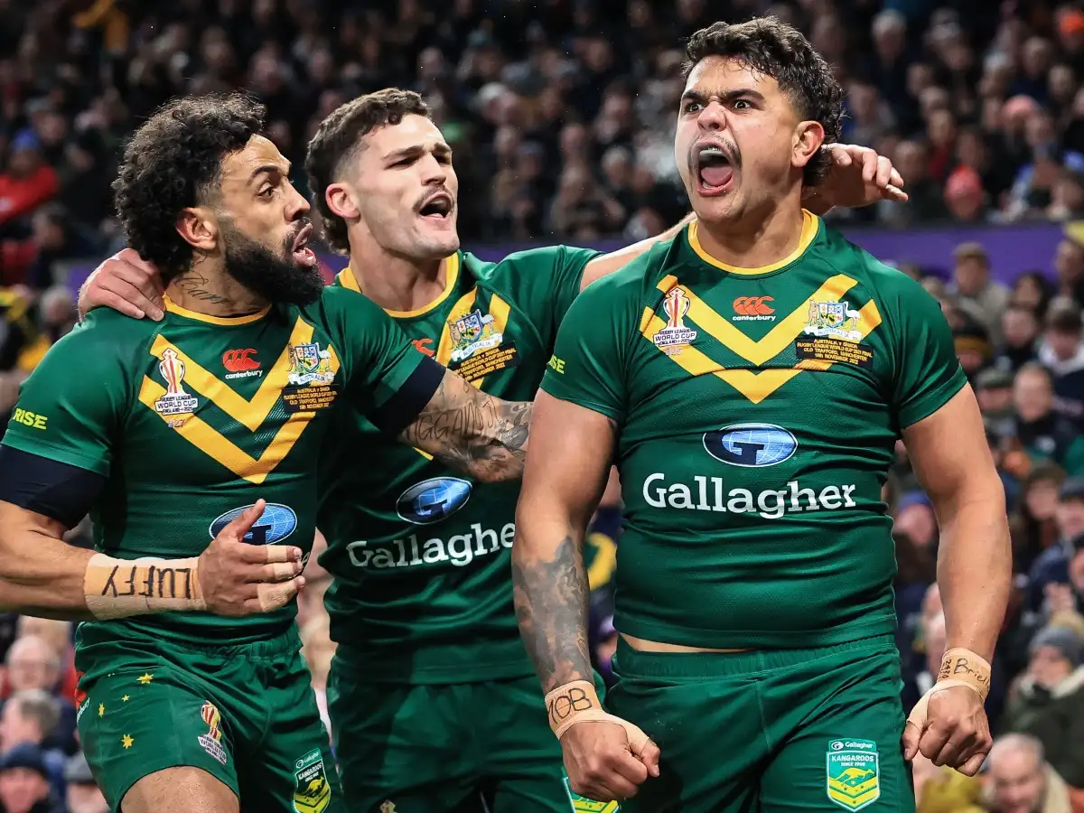 Australia win Rugby League World Cup final over Samoa in front of 67,502