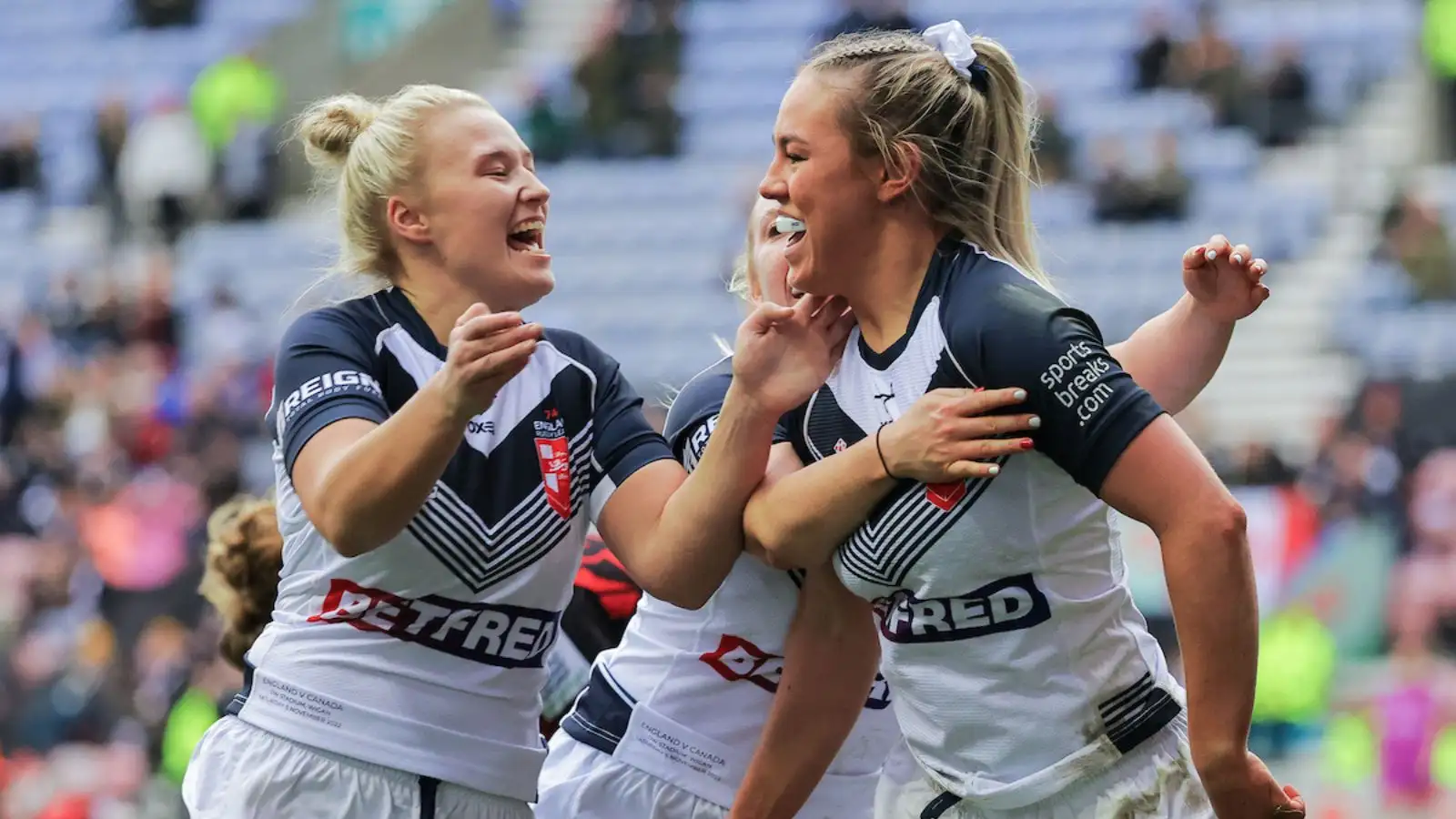 Hollie-Mae Dodd and Georgia Roche England SWpix NRLW