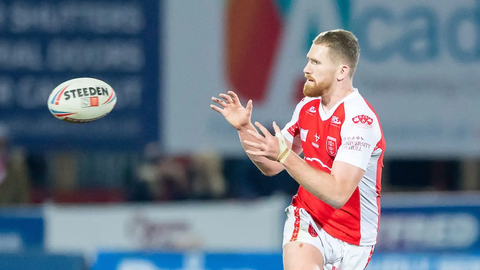 Hull KR half-back Rowan Milnes makes Super League loan move