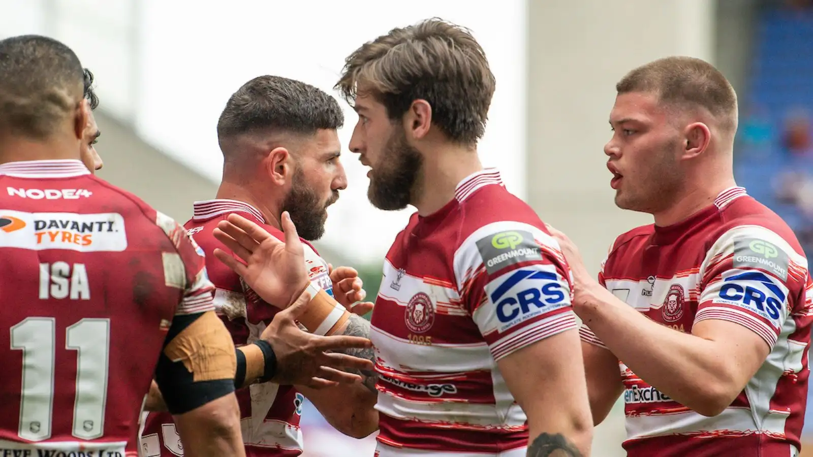 Wigan go top of Super League table with win over winless Wakefield