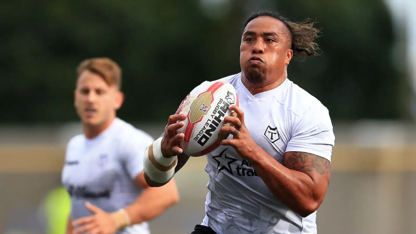 Fuifui Moimoi: Rugby league cult hero set to return to action at 42