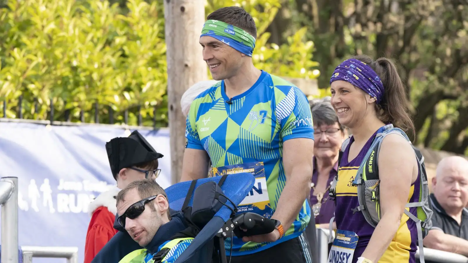 Kevin Sinfield: Rob Burrow wife Lindsey leads calls to knight ‘superhero’ following heroic MND fundraising efforts 