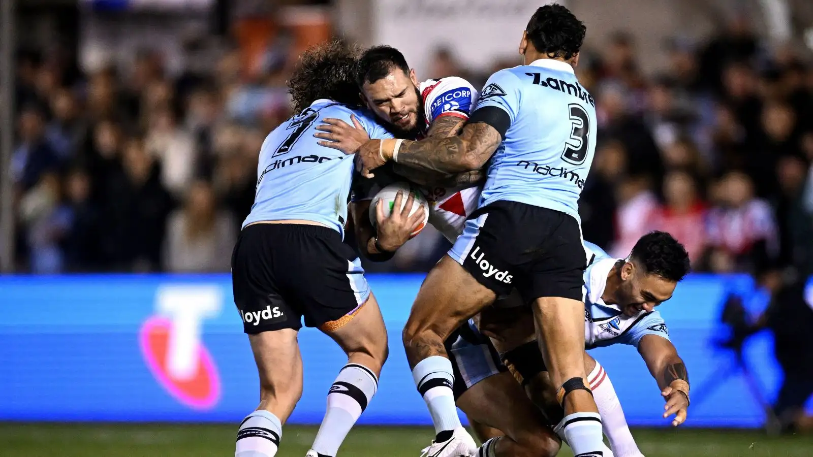 Ben Murdoch-Masila in action for St George Illawarra Dragons against Cronulla Sharks in the NRL. Photo by Australian Associated Press/Alamy Live News.
