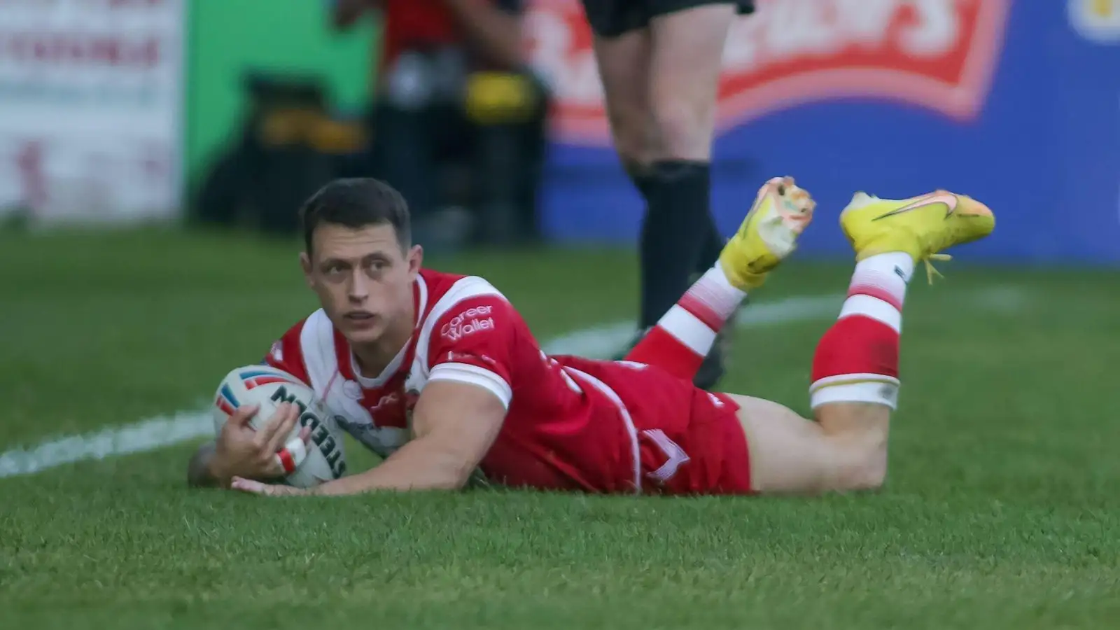 Deon Cross Salford Red Devils Alamy