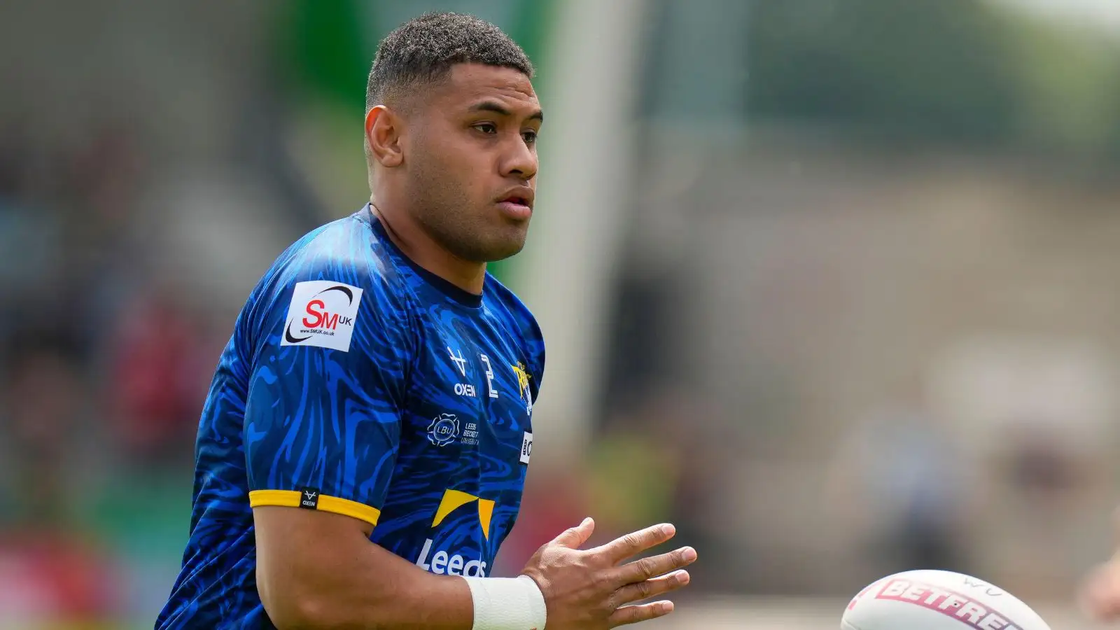 David Fusitu’a warms up for Leeds Rhinos. Photo by Steve Flynn/News Images.