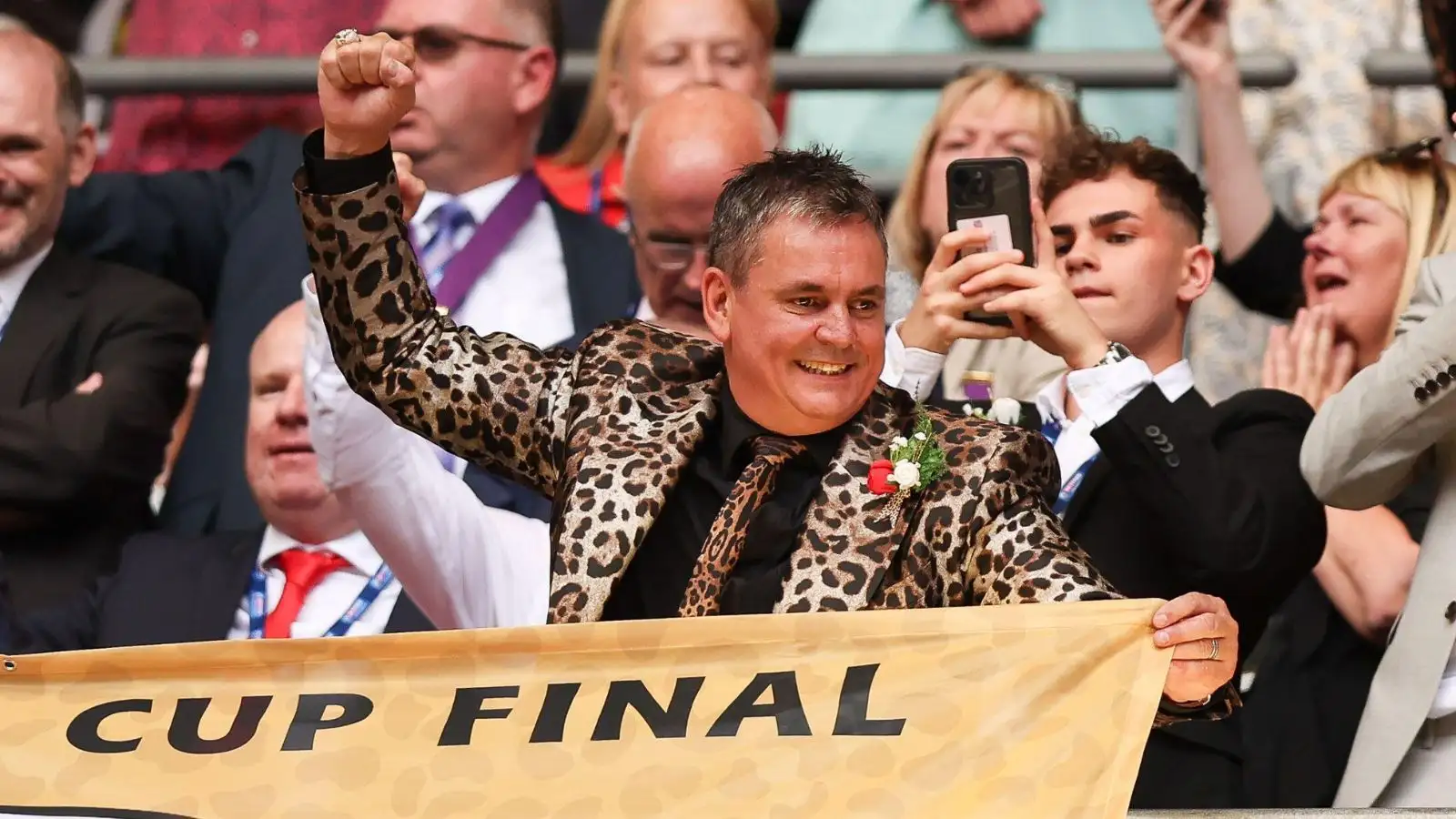 Leigh Leopards owner Derek Beaumont highlights ‘dream’ Super League Grand Final showdown with 2024 targets set
