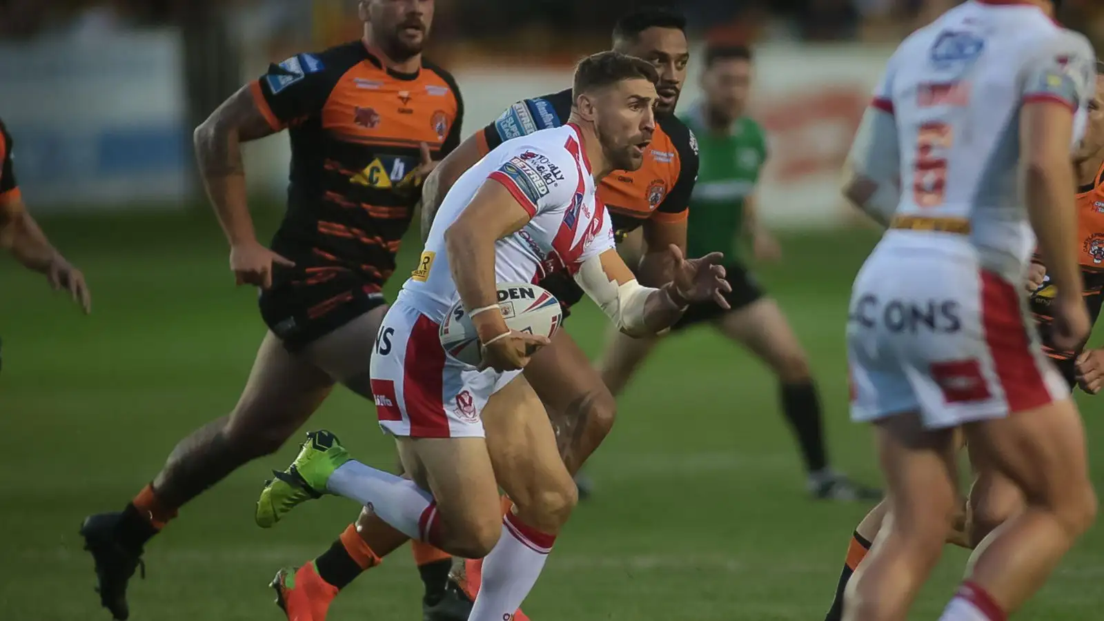 St Helens, Tommy Makinson