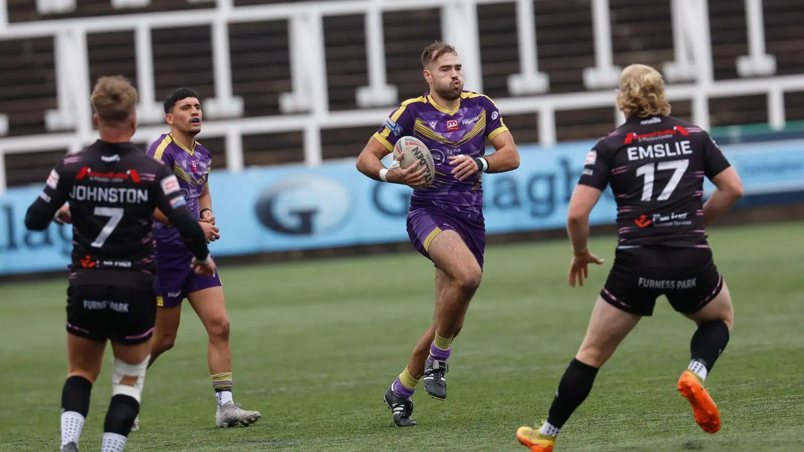 Oldham lock in 27th squad member for 2024 with signing of ex-Widnes Vikings forward