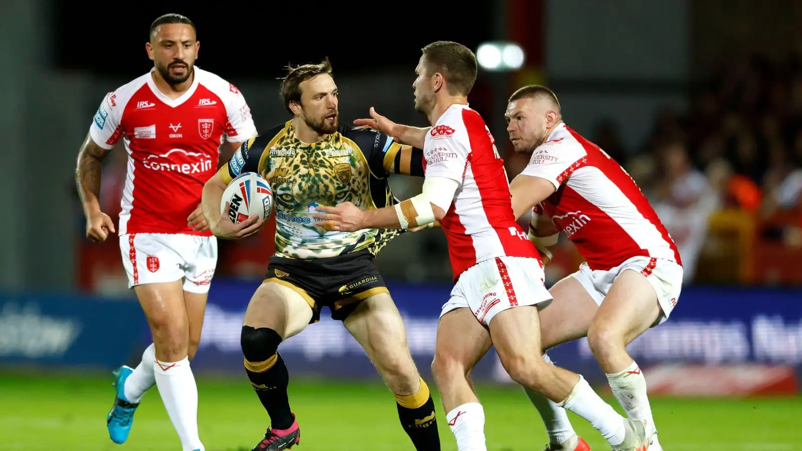 Salford Red Devils snap up Leigh Leopards veteran: ‘A player we have admired for some time’