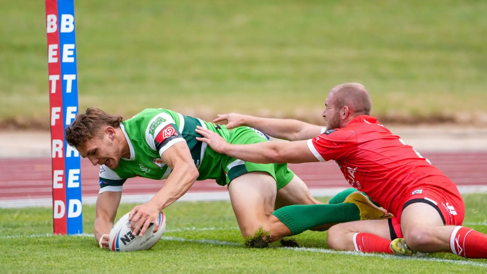 League 1 club pull off ‘major coup’ as dual-code young gun returns following stint in rugby union