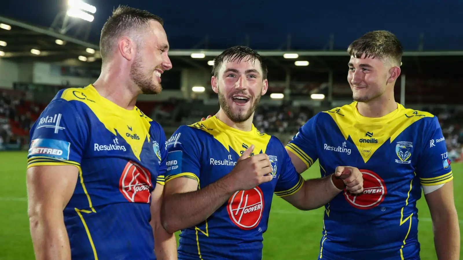 Hull KR launch bid for Warrington Wolves forward in shock move