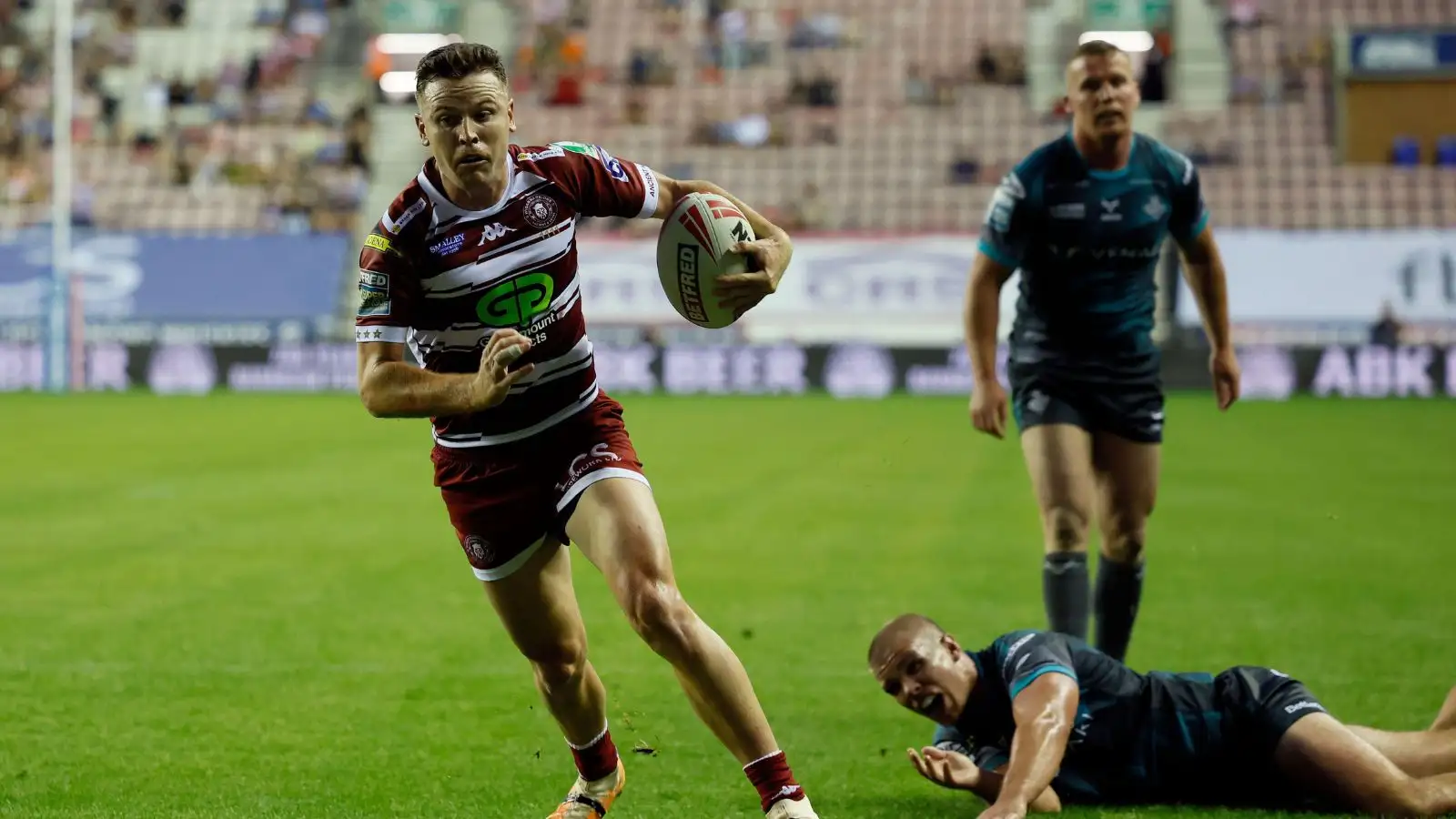 Wigan Warriors boss provides Jai Field update after withdrawal on try-scoring return