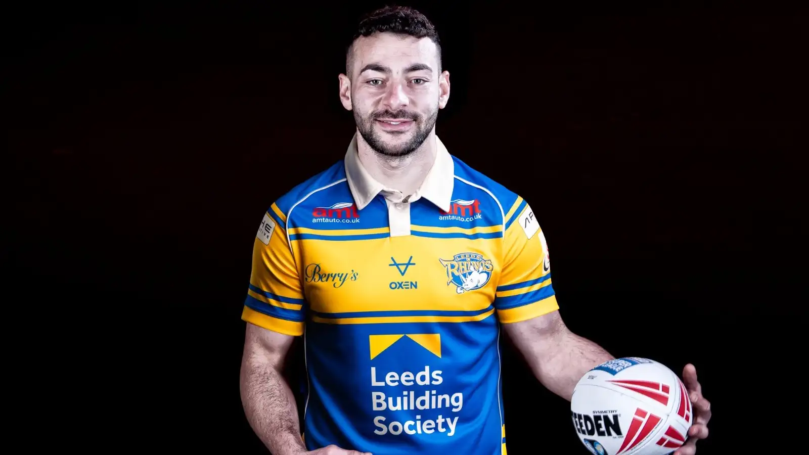 Jake Connor in a Leeds Rhinos shirt