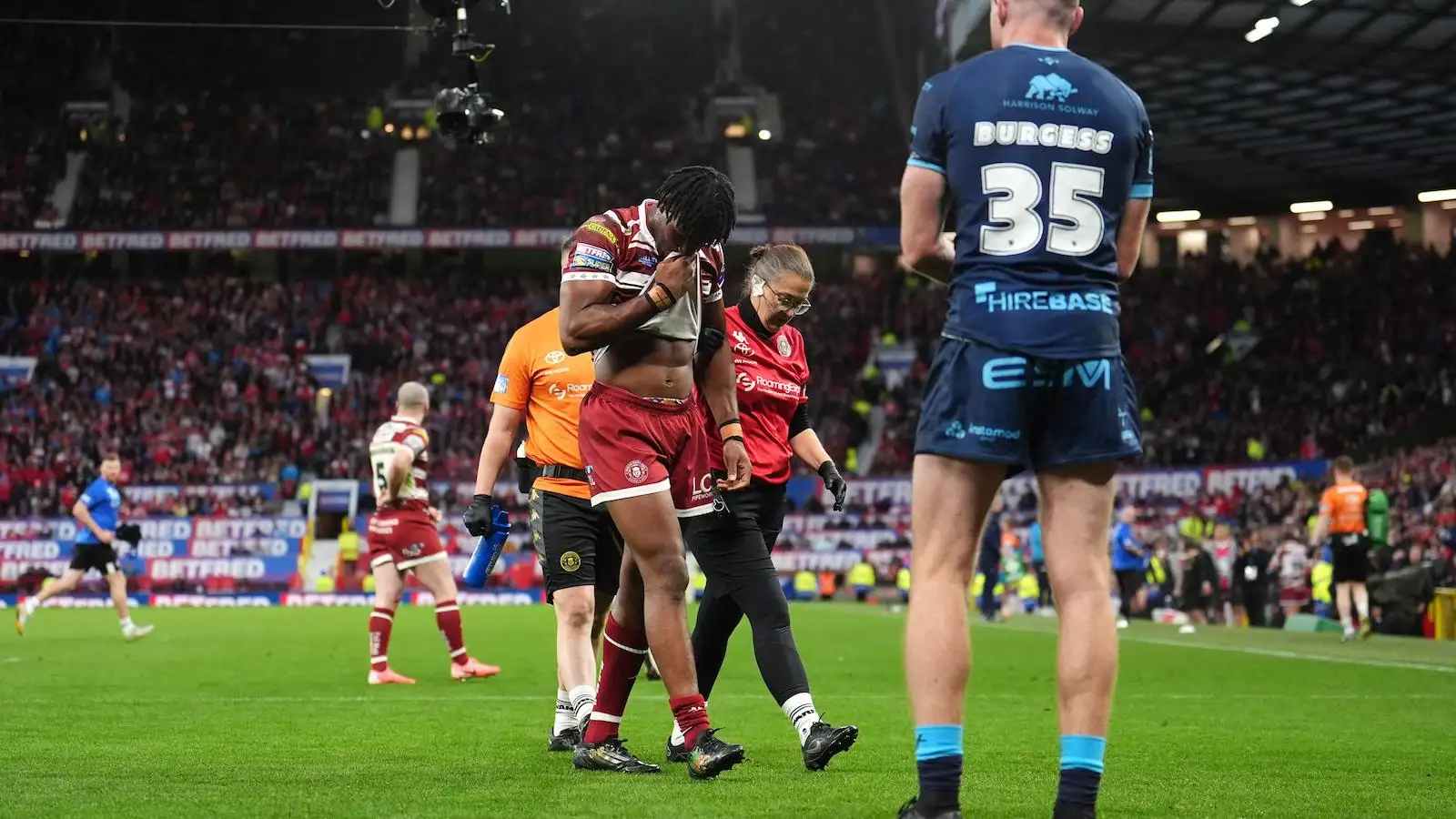 Wigan Warriors survive Junior Nsemba scare as forward passes HIA in Super League Grand Final