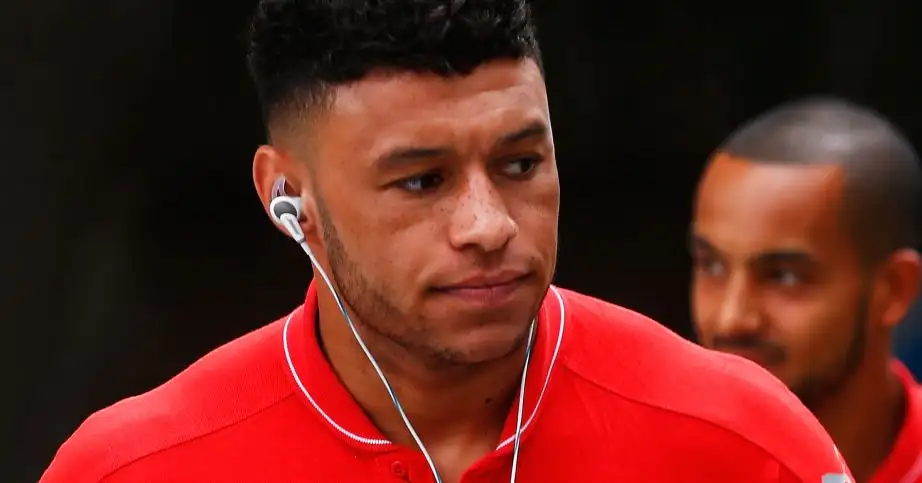 Oxlade-Chamberlain: No issue with Neville’s honesty