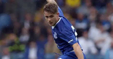 Charlton bring in Everton’s McAleny on loan