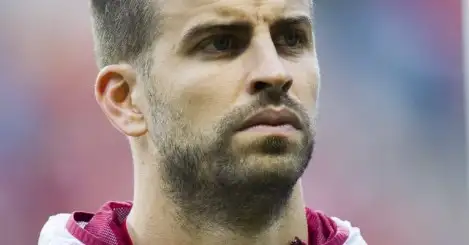 Casillas defends Pique after abuse from Spain fans