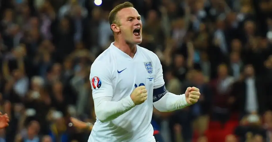 Wayne Rooney: Wants to start up front