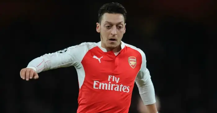 Mesut Özil: Not committing future with Gunners yet