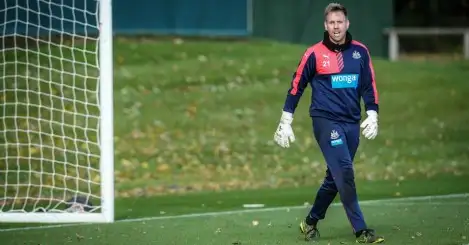 Elliot injury plunges Newcastle further into keeper crisis