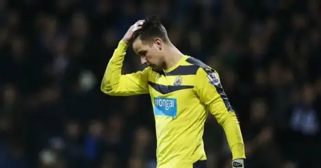 Newcastle boss McClaren backs Darlow to recover from error