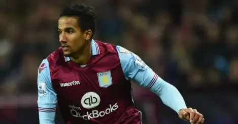 Celtic announce capture of Villa winger Sinclair on four year deal