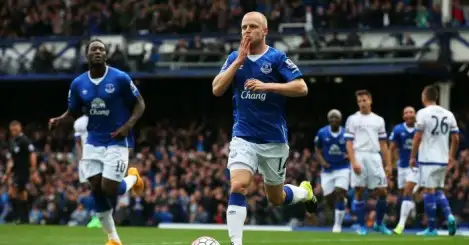 Norwich agree £8million deal with Everton for Naismith – Reports