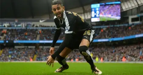 Mahrez unruffled by Arsenal talk, insists Leicester team-mate