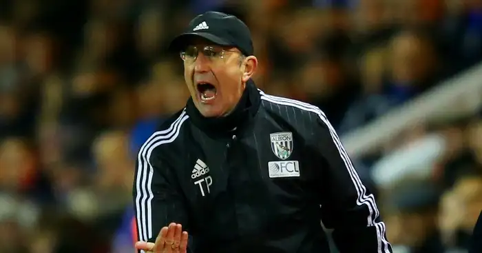 Tony Pulis labels Arsenal star Alexis Sanchez a ‘cheat’