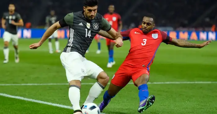 Tottenham left-back Rose targets regular England spot