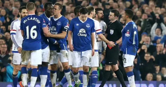 Barry confirms Costa did not bite him during clash