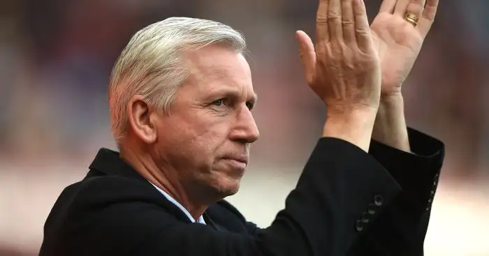Alan Pardew: Set to sign new Crystal Palace contract