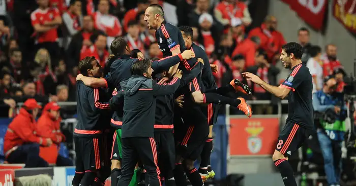 Bayern stumble past Benfica and into the semi-final