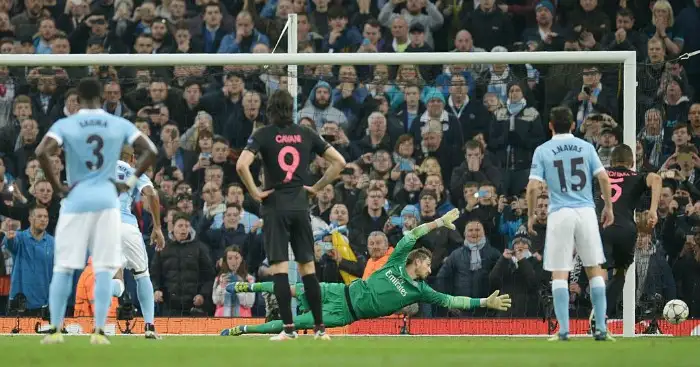 De Bruyne fires Man City past PSG and into semi-finals