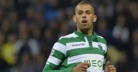 Sporting discuss possibility of re-signing £30m Leicester striker