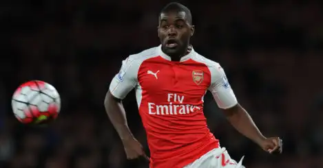 Campbell distances himself from Arsenal exit rumours