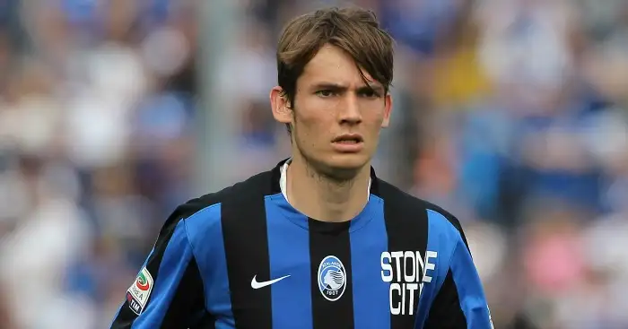 Boro swoop for £12m defensive midfielder De Roon