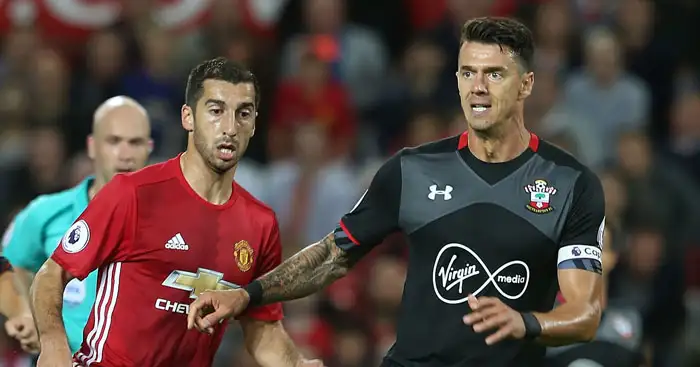 Liverpool ‘keen’ on £10m defender, willing to exchange Sakho