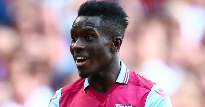 Everton wrap up Gueye deal; signs four-year contract