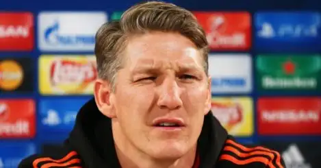 Frozen-out Schweinsteiger issues Man United plea