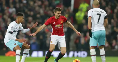 Carrick not thinking of future away from United