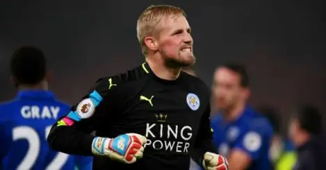 Star fully committed to Leicester despite Man Utd speculation